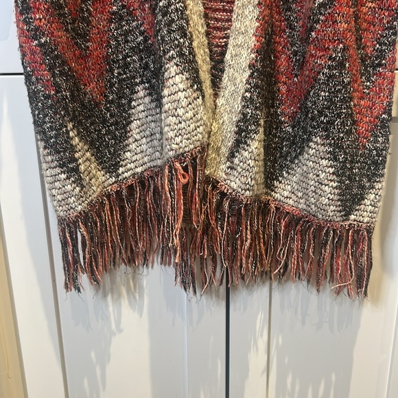 Lucky Brand Aztec Print Southwestern print Long Open Fringe Cardigan Size M - Picture 4 of 13